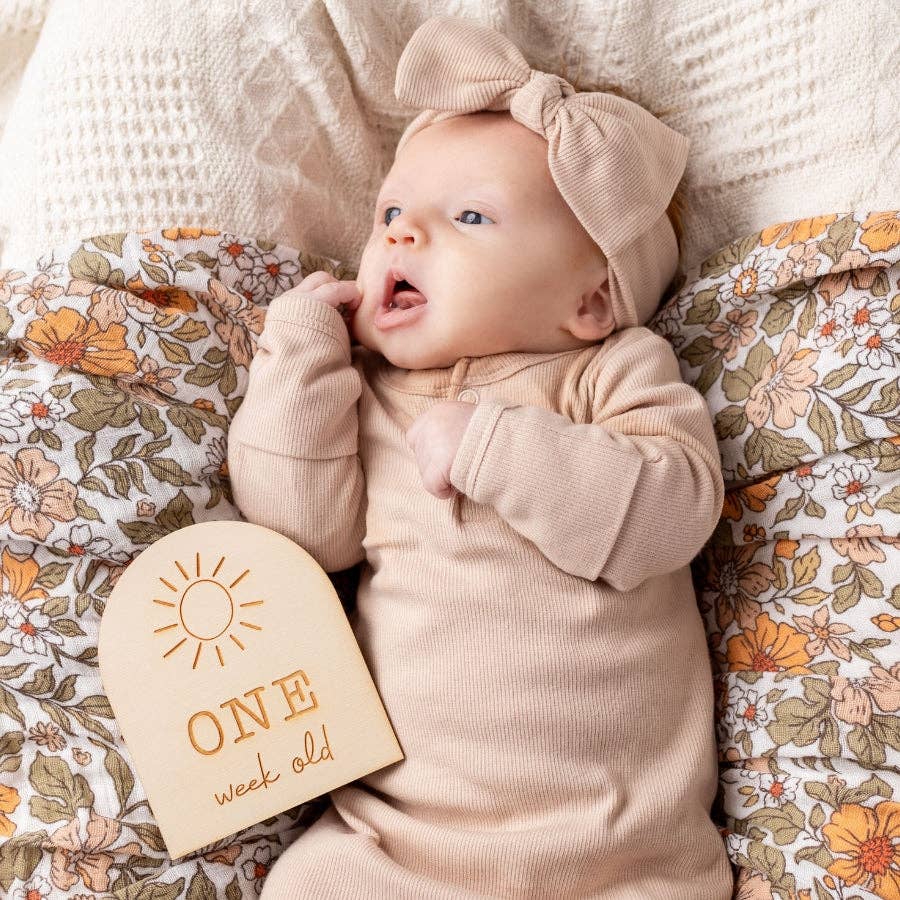 Wanderer Organic Knotted Gown Latte: NB