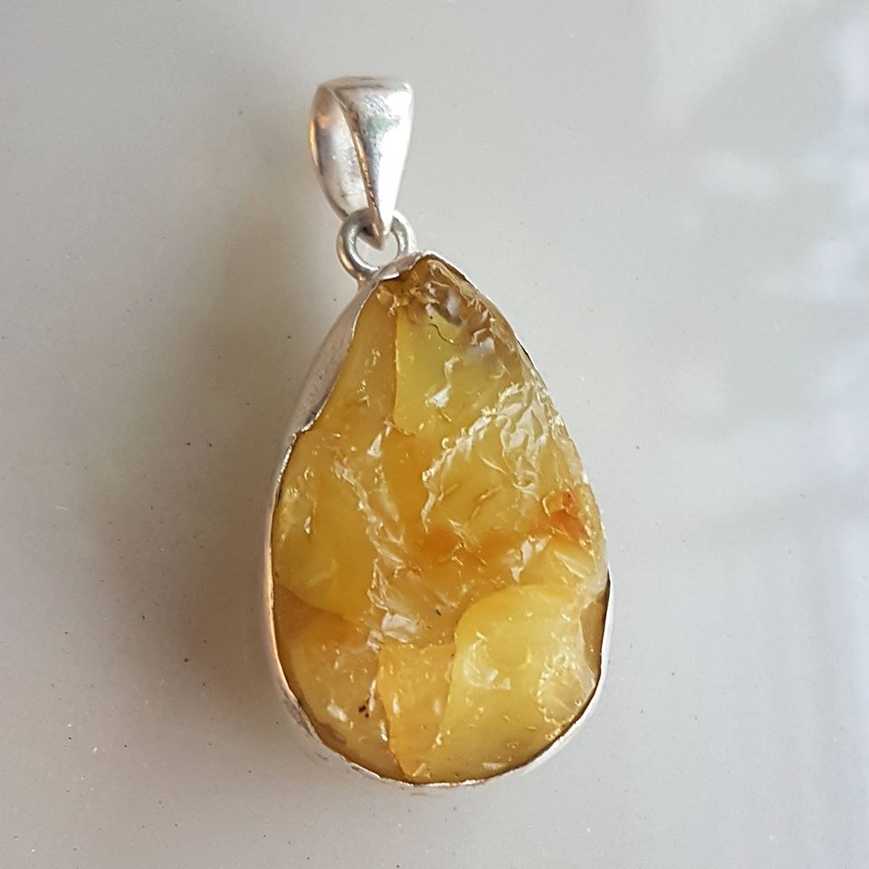 Butterscotch Amber Pendant