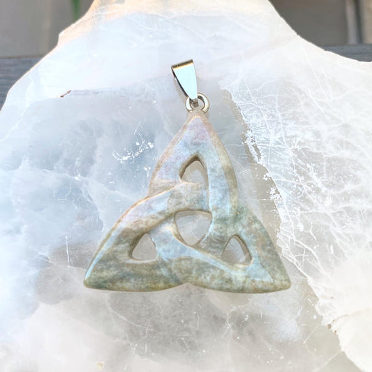 Triquetra / Trinity Knot Moss Agate Pendant