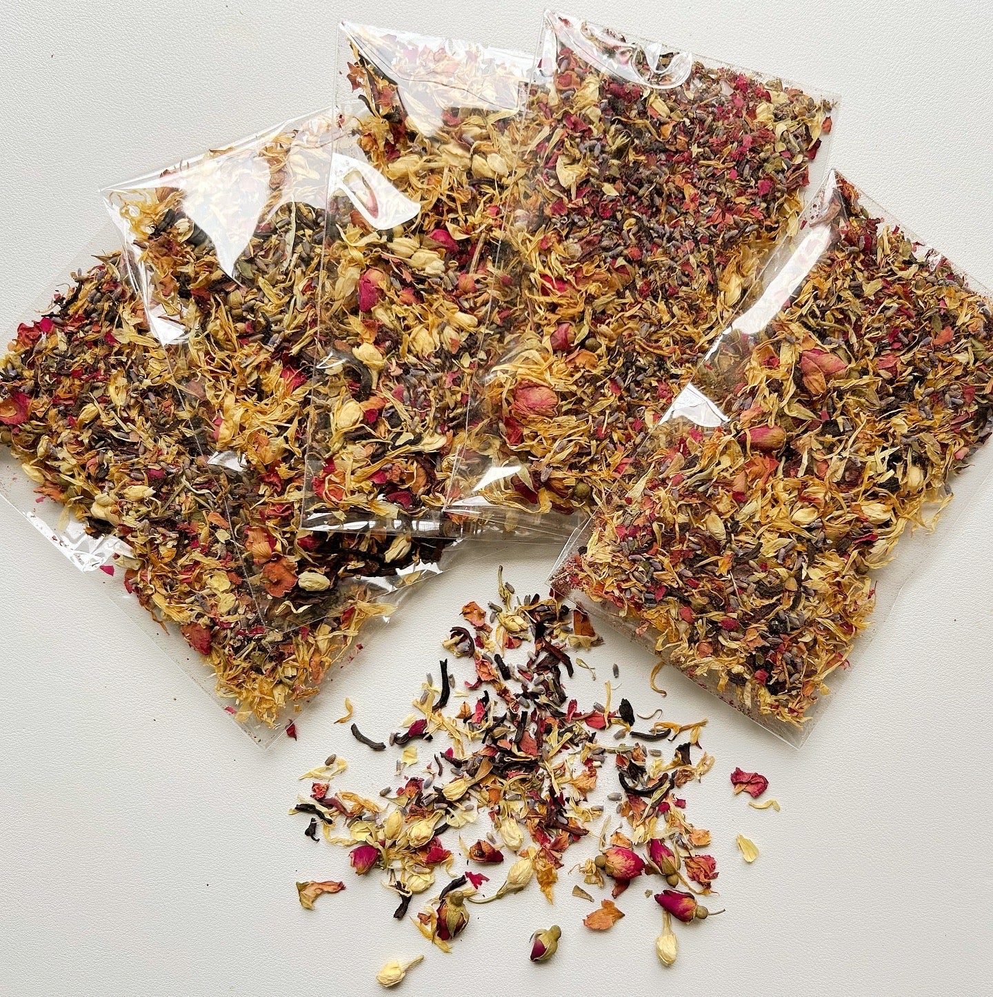 Dried Botanical Petal Confetti Pouches - MIXED