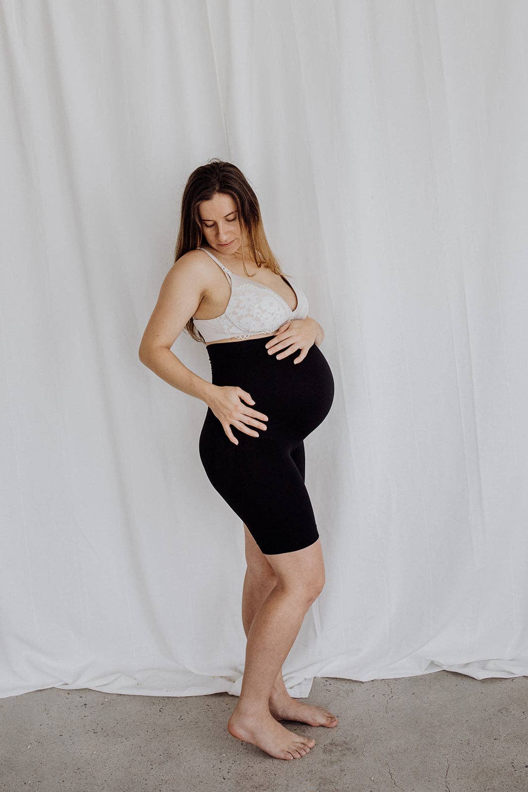 Postpartum Recovery Support Wear Shorts: Black / 14
