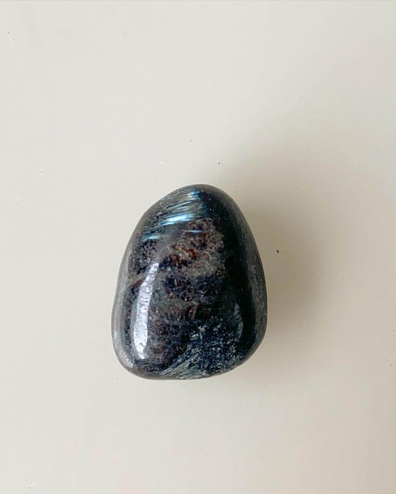 Arfvedsonite Tumble Stone