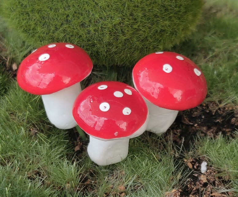 Single Miniature Craft Mushrooms